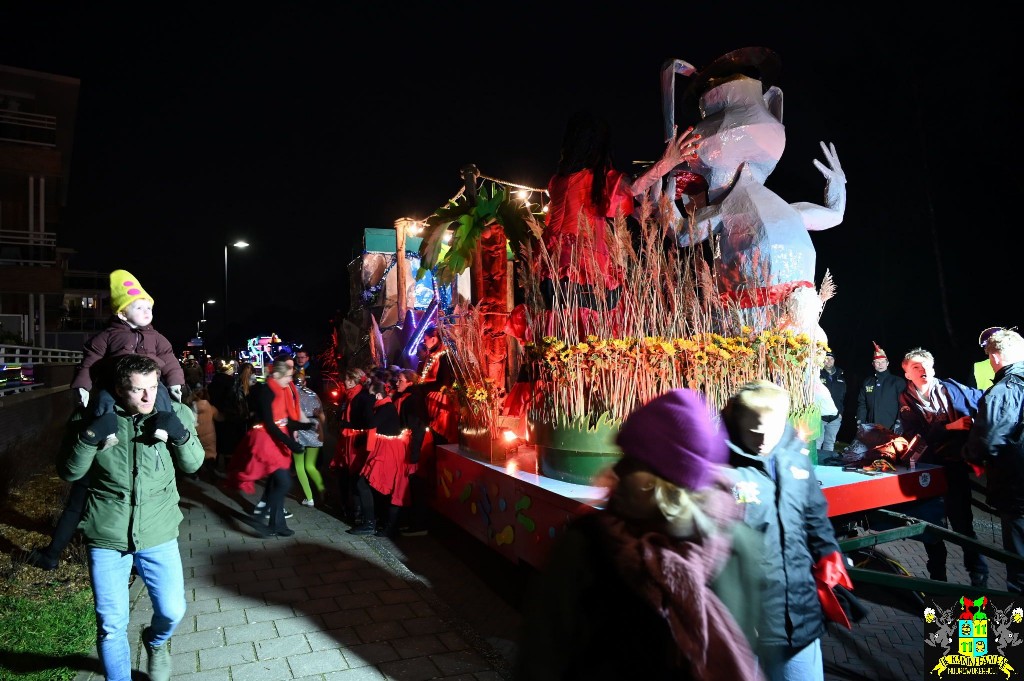 ../Images/Verlichte optocht Noordwijk 2026 001.jpg